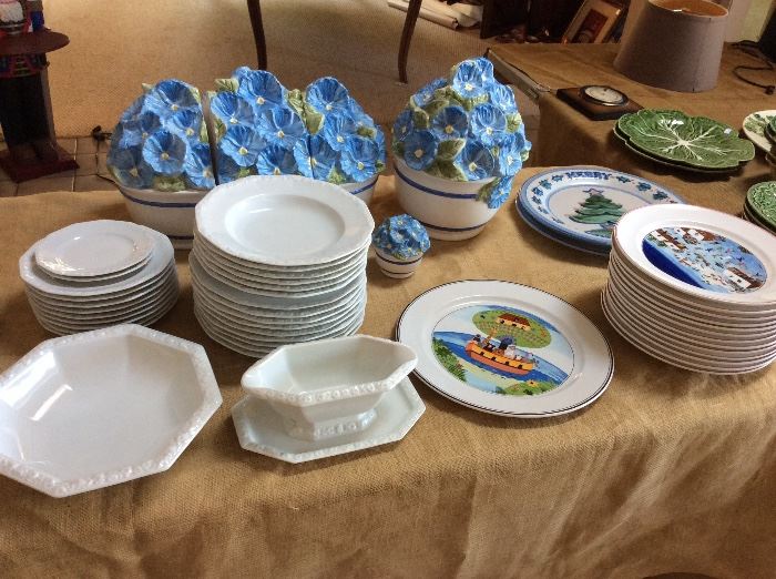 Rosenthal white Rose china set, also dinner plates of Naïf Christmas & one platter of Noah's Ark.