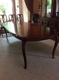 Ethan Allen dining table French Provencal