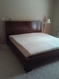 King size bed solid mahogany & temp-pedic mattress