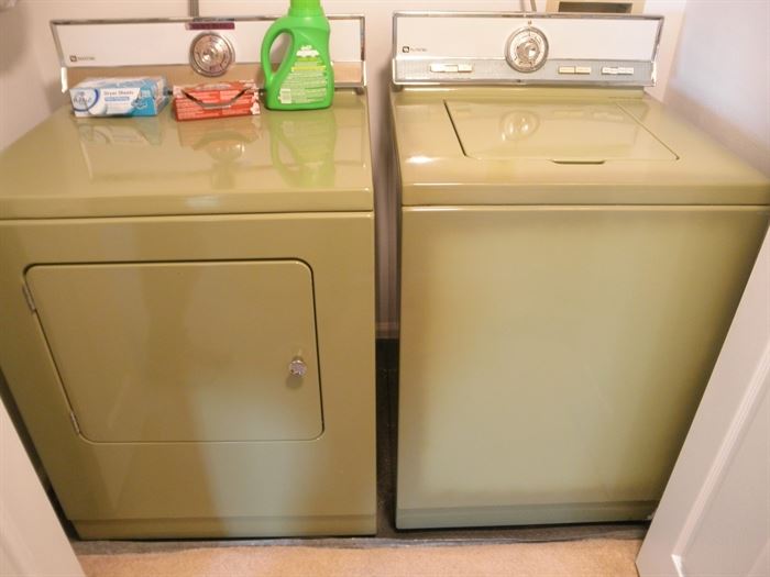  VINTAGE Maytag washer and dryer