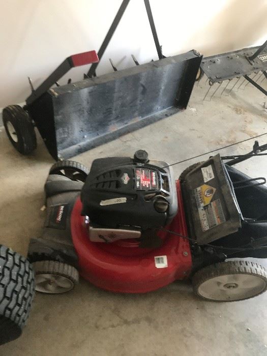 #37 1800 PSI 1.5 GPM power washer $100 