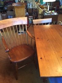 Beautiful early pine drop leaf dining table and 6 chairs.