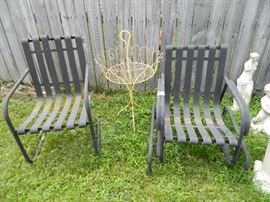 Two great metal chairs and basket table