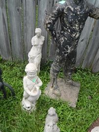 closer look at some of the yard art available