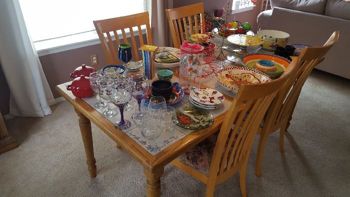 Dining Table, Glassware