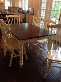 Ethan AllenTable w/ 6 Chairs