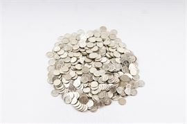 Large Grouping of Roosevelt Silver Dimes: A large grouping of approximately 568 Roosevelt silver dimes that range from 1960 to 1964. Metal Content: 90% silver, 10% copper. Diameter: 17.9 mm. Weight: 2.5 grams (each).