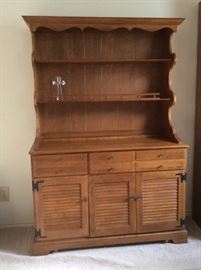 1960s Ethan Allen China hutch