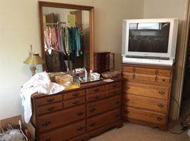 Bassett dresser