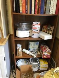 Tons of kitchen appliances, gadgets and thingies.