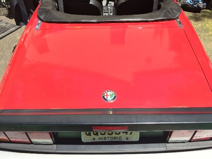 1986 Red Alpha Romeo Spider