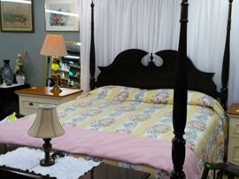 Thomas Kincaid Bedroom Suite California King Poster Bed