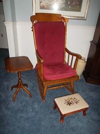 Nichols & Stone rocking chair, Hitchcock 