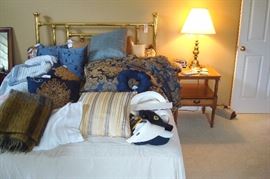 Brass bed, stand, lamp & misc.