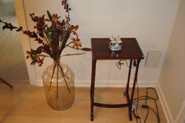 Stand & flower decoration.