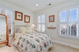 Includes everything needed for a single bed Bedroom
Brass single bed, mattress, box springs, bedding
1 Night table,paintings on wall,lamp
(shelf on wall and standing floor mirror not included)  $49