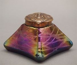 Kralik Banded inkwell