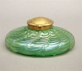 Kralik Draped inkwell