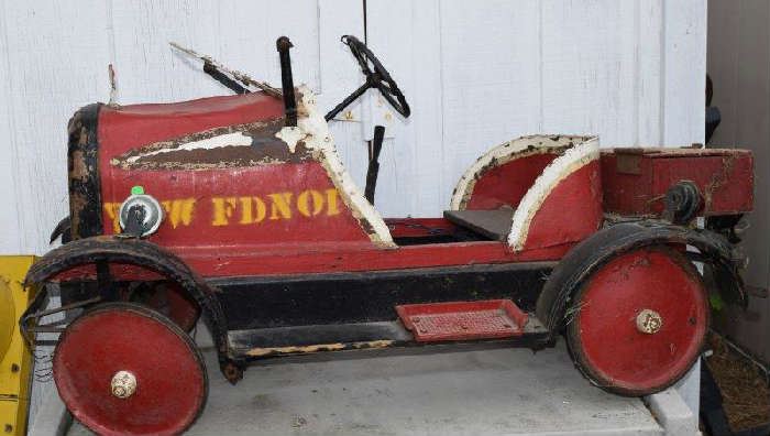  Antique Selig FD NO 1 Fire Dept Pedal Car 1920s sith Gendron foot plate