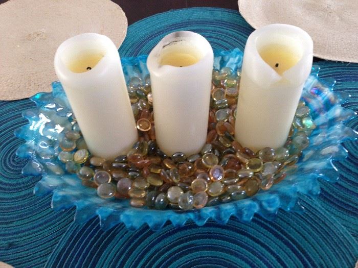 Candle holder glass beads in ruffled glass bowl
