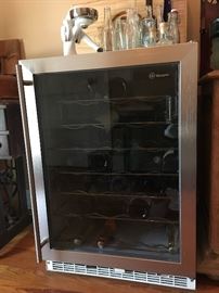 GE Monogram Wine Chiller