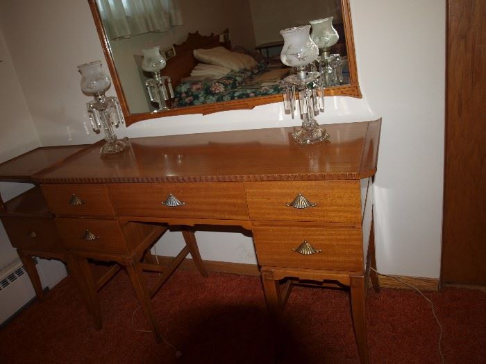 Vintage RWAY Maple Bedroom Vanity Desk with Mirror