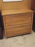 OAK FILE CHEST/ 2 DRAWERS WITH LOCK AND KEY