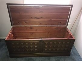 Lane Cedar Chest