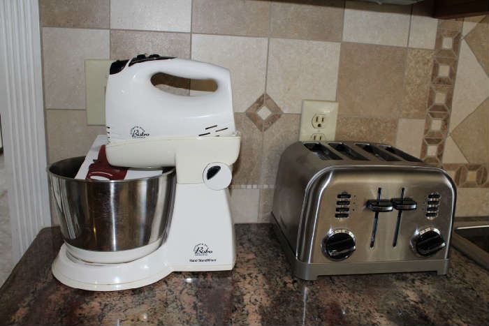Bistro Hand Stand Mixer and Stainless Steel Cuisinart Four Slice Bagel / Toaster
