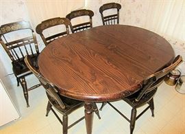 Kitchen Table & Chairs