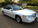 1999 Lincoln Towncar, 70,000 original miles. Starting price $7900. In excellent condition.