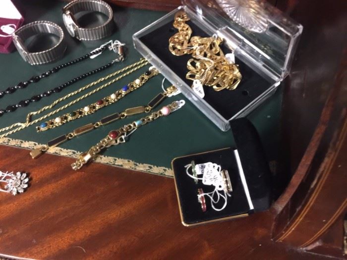 Costume Jewelry Sale in Houston, TX starts on 6/23/2017