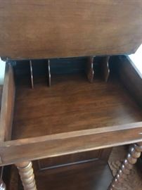 #7 Flip top desk 25x20x39 $300