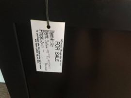 #30 Sabre 47" tv w/wall mount $200