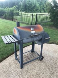#53 Charbroil charcoal grill "as is" $35