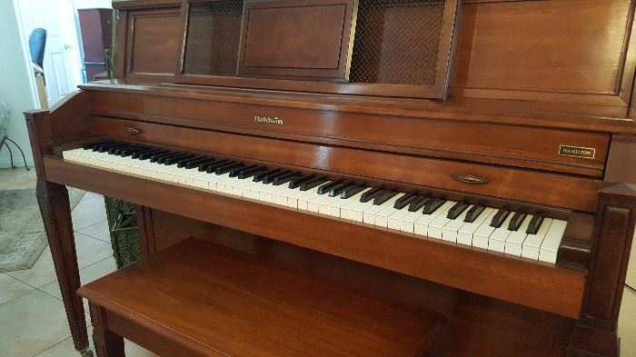 Hamilton Baldwin upright piano