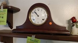 Mantle clock