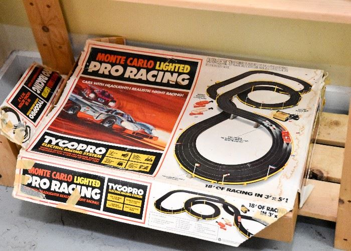 Monte Carlo Lighted Pro Racing Racetrack