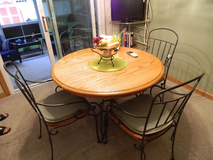 Wrought Iron and Wood Topped Dining Table with 6 Chairs