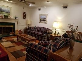 Lots of good solid furniture pieces.