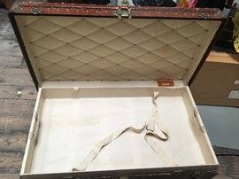 Interior of trunk which is in amazing, clean condition