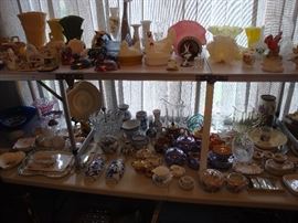 fenton, hall, westmoreland, covered hen on nest, cake plate and server, salt dips, 