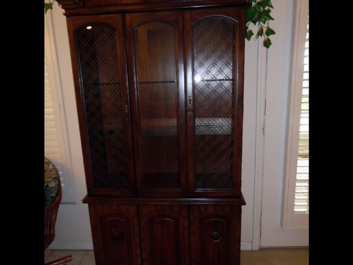 China Cabinet with 2 glass shelves