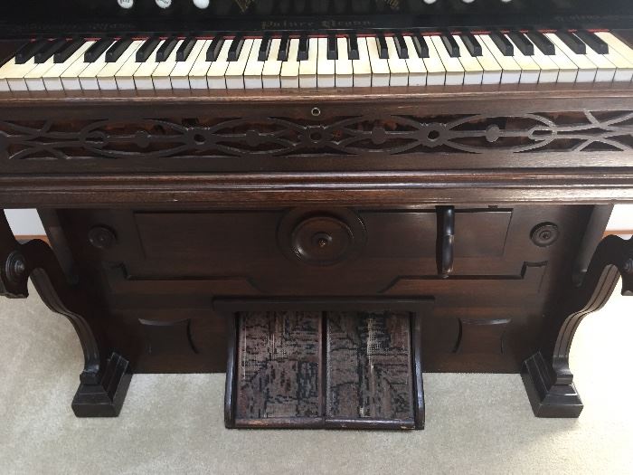 *** PREsale NOW *** Circa 1800's Antique Solid Walnut Pump Pedal Organ by Loring & Blake, Palace Organ, Incribed: "Palace Organ, "Loring & Blake Organ Company," Working Condition, Looks Great TOO! 