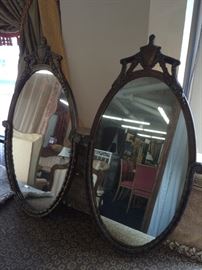 Oval Mirror 