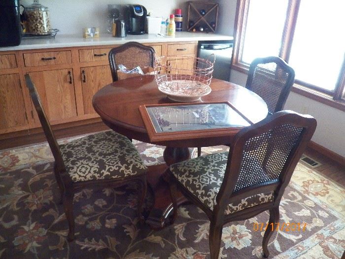 TABLE WITH 6 CHAIRS