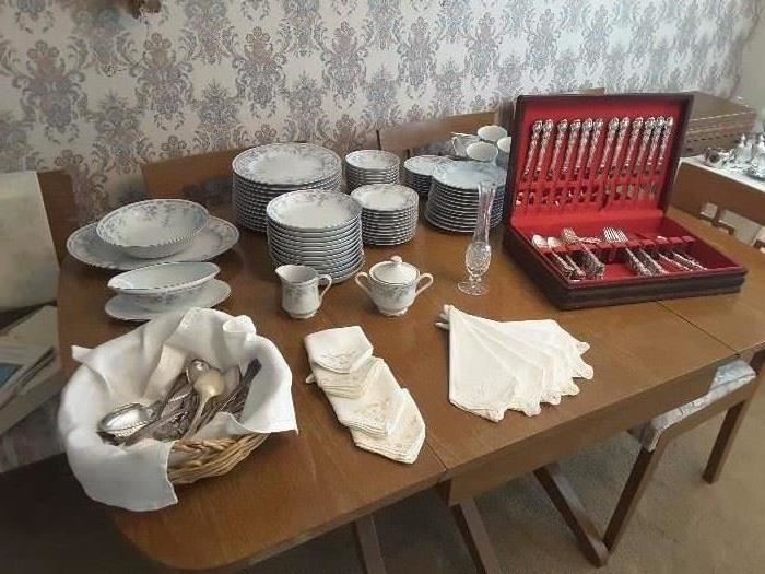 Danish Dining Table (6 chairs, 3 leaves) Community Silver Plated Flatware, extra pieces of flatware, laced napkins, Dish Set