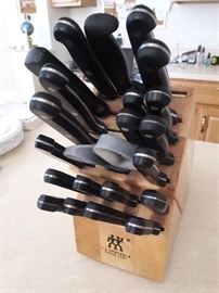 Cooks Essential Knives
