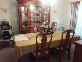 Oak Warehouse Dining Room set 1 leaf, 6 chairs (2 w/arms)