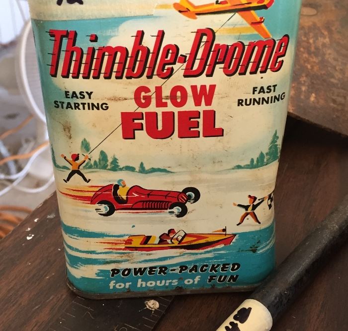 Multiple vintage cans, etc.